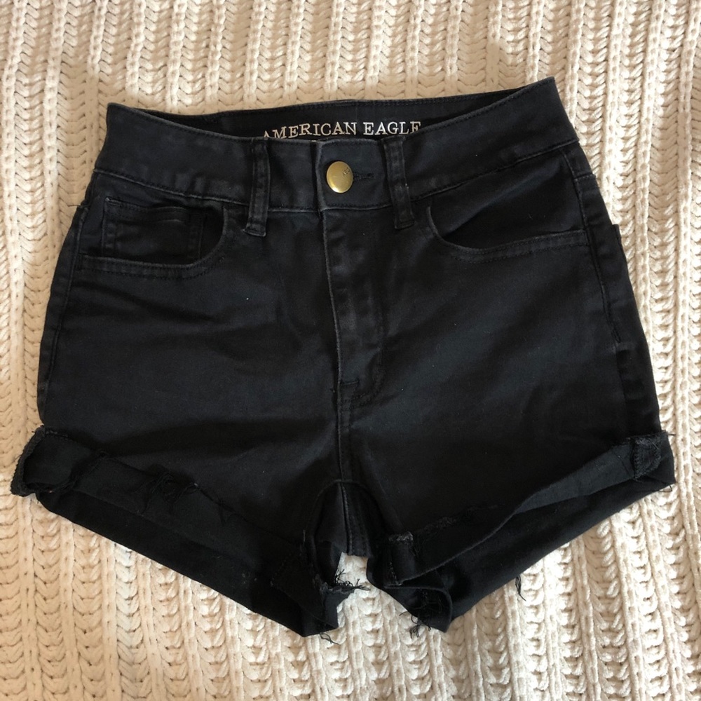 Hi-rise American Eagle shorts